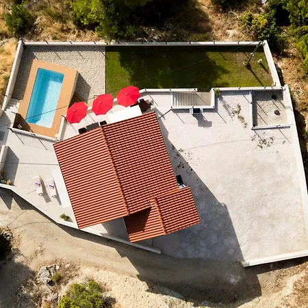 Villa Nova Peaceful Sea View Pool Retreat * 포드스트라나