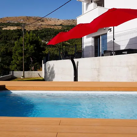 Villa Nova Peaceful Sea View Pool Retreat * 포드스트라나