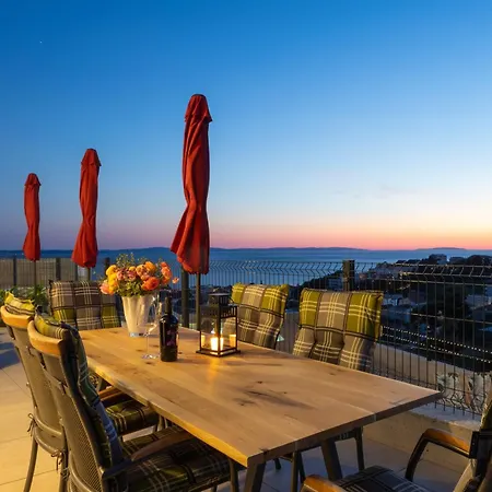 Nova - Isolated Oasis & Heated Sea View Pool