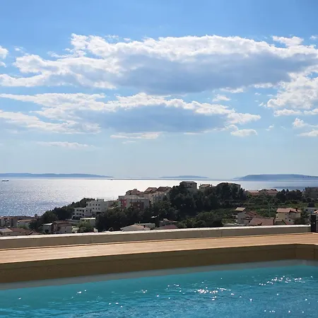 Nova - Isolated Oasis & Heated Sea View Pool * Podstrana