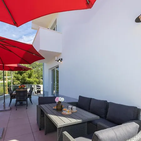 Willa Nova Quiet 3-bed Workation Retreat & Wifi Podstrana