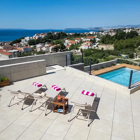 Nova - Sunset Sea Views & Heated Pool * بودْسْتغانا