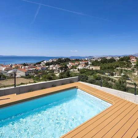Nova - Sunset Sea Views & Heated Pool فيلة